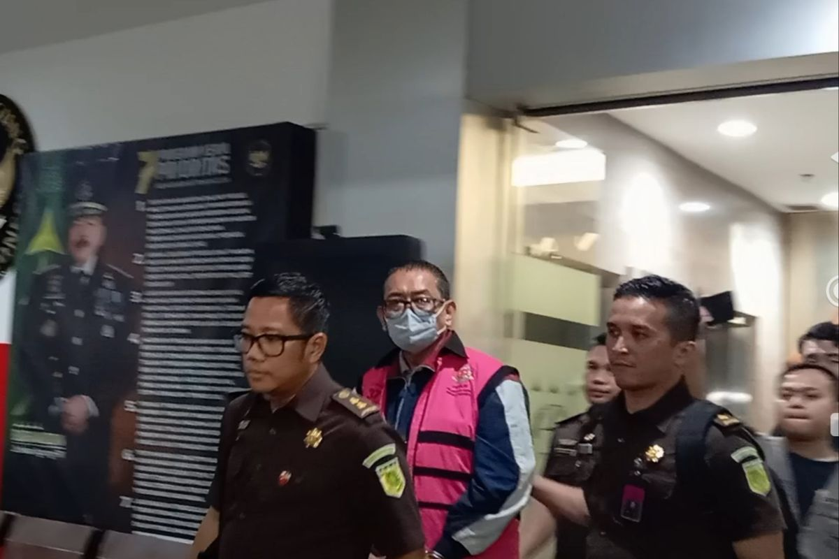 Tindakan Obstruction of Justice oleh Direktur Pemberitaan JakTV dalam Kasus Korupsi Timah, Impor Gula, dan Ekspor CPO