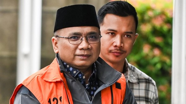 Lima Hari Menjadi Tahanan Rumah, Yaqut Cholil Qoumas Kini Ditahan Kembali di Rutan KPK