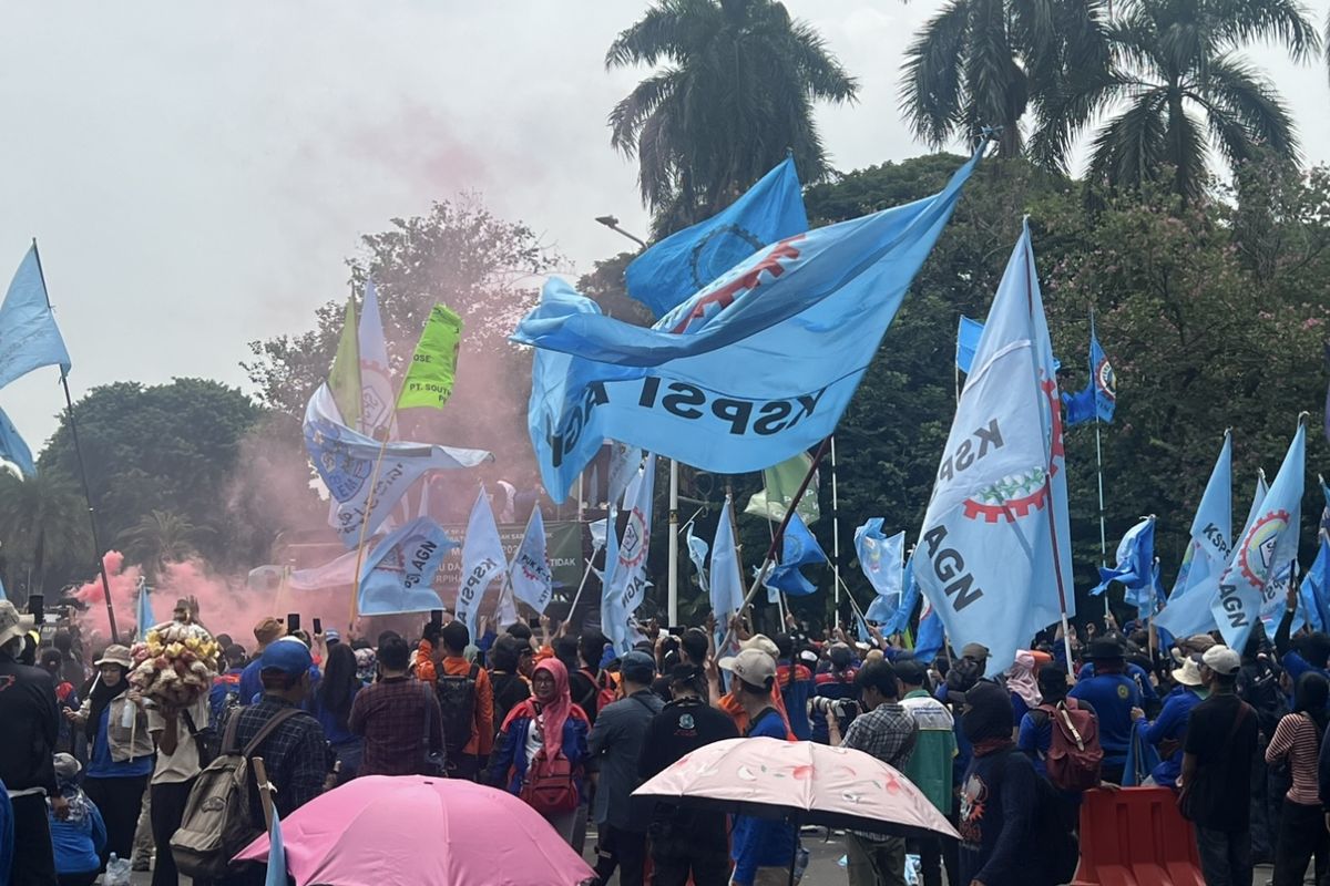 200 Ribu Buruh Akan Padati Monas, Bawa Enam Tuntutan pada Hari Buruh 2025
